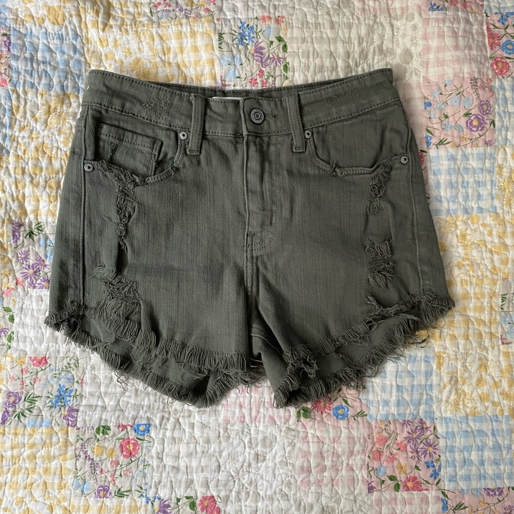 stretchy green shorts